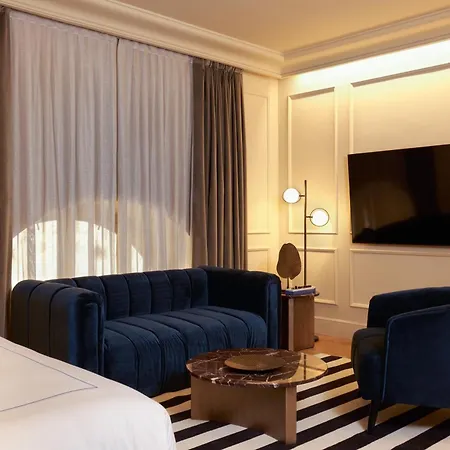 酒店 The First Arte - Preferred &